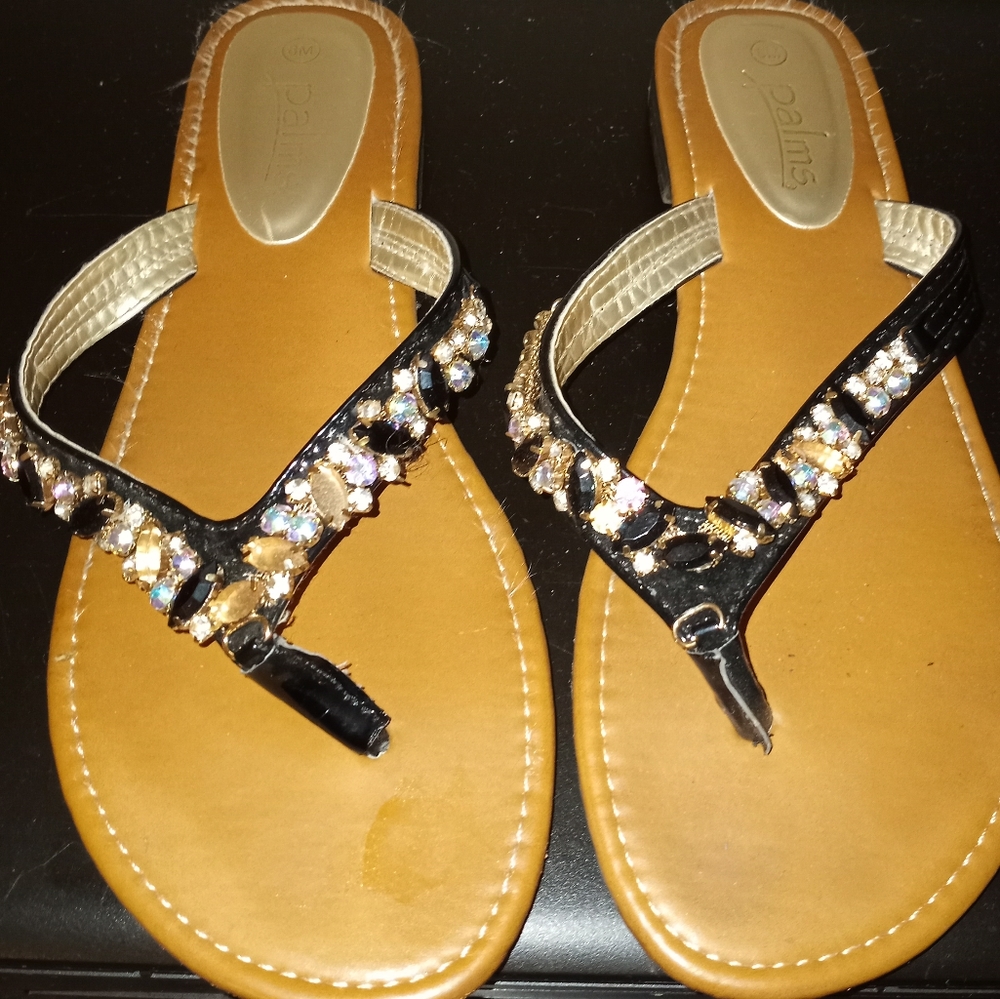 Palms brand size 8 thong rhinestone sandel